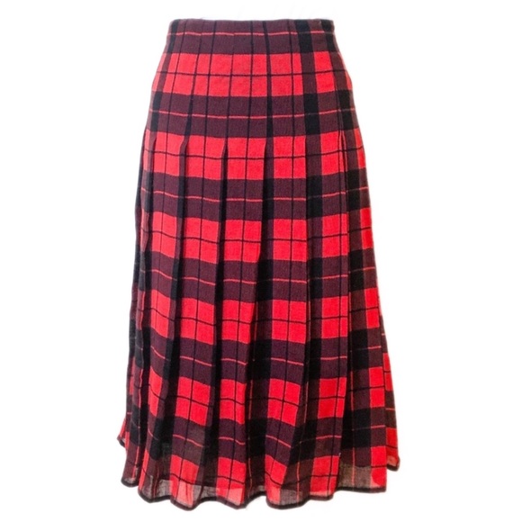 Jones New York Dresses & Skirts - JONES NEW YORK Pleated Plaid Skirt. SIZE 10